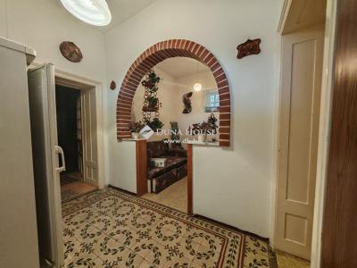 Eladó családi ház - 2431 Perkáta