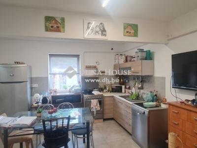 Eladó családi ház - 2200 Monor