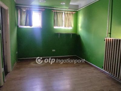 Eladó családi ház - 2225 Üllő