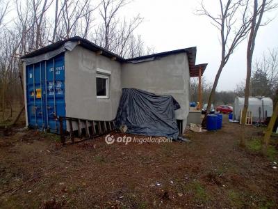 Eladó külterületi telek - 2100 Gödöllő, Sólyom utca