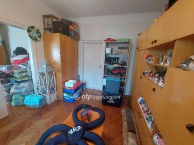 Eladó családi ház - 4034 Debrecen