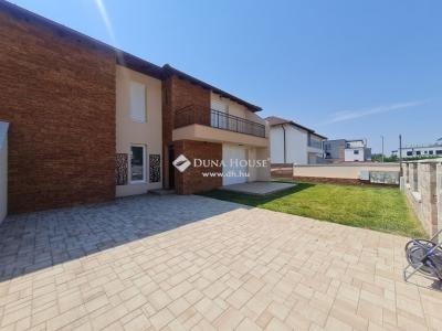 Eladó családi ház - 8600 Siófok