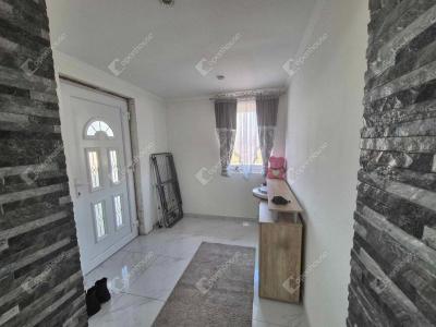 Eladó családi ház - 2119 Pécel, Csalogány utca