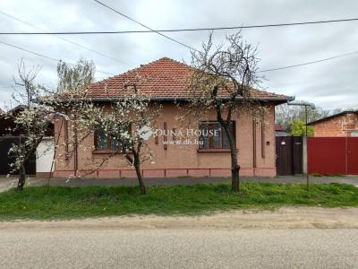 Eladó családi ház - 5600 Békéscsaba