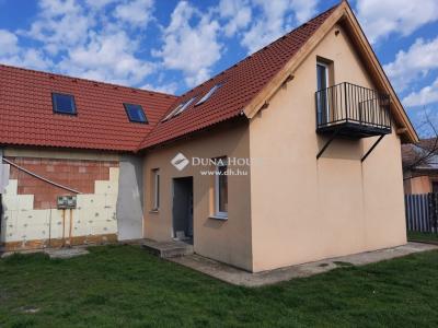 Eladó családi ház - 5100 Jászberény