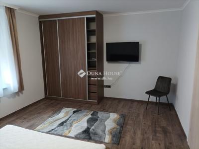 Eladó lakás - 7623 Pécs