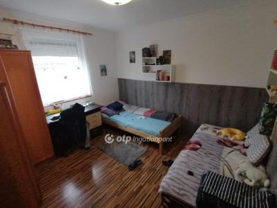 Eladó ikerház - 4220 Hajdúböszörmény
