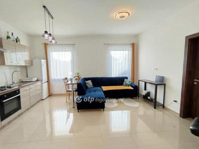 Eladó családi ház - 4033 Debrecen