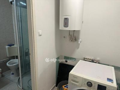 Eladó családi ház - 8600 Siófok