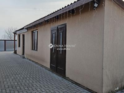 Eladó családi ház - 7822 Nagyharsány