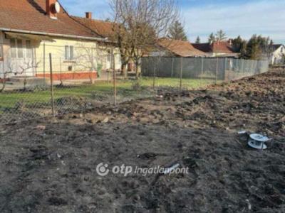 Eladó lakóövezeti telek - 4181 Nádudvar