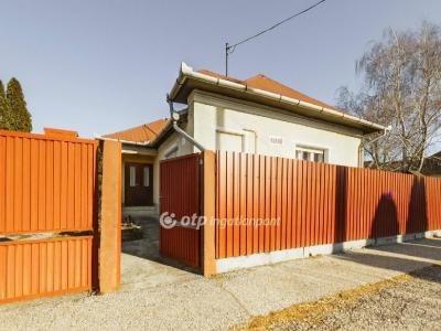 Eladó családi ház - 3400 Mezőkövesd