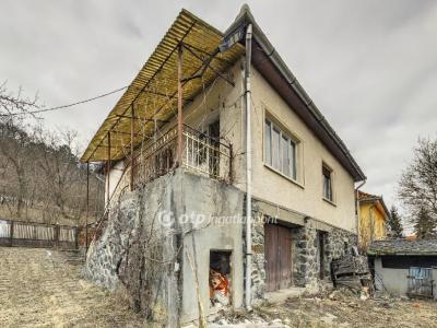 Eladó családi ház - 3343 Bekölce