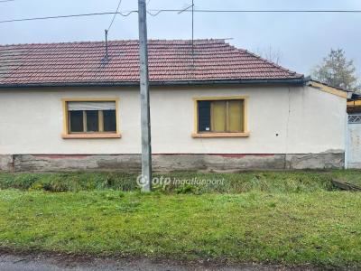 Eladó családi ház - 2700 Cegléd, Szárcsa utca