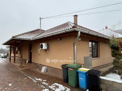 Eladó családi ház - 3562 Onga
