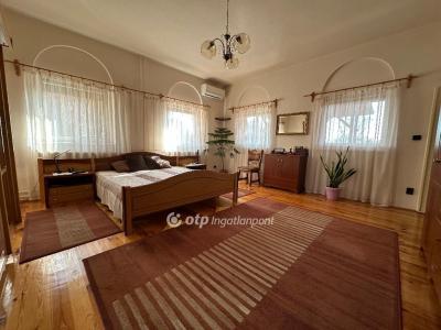 Eladó családi ház - 4432 Nyíregyháza
