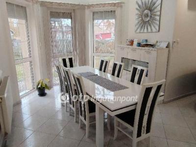 Eladó családi ház - 4531 Nyírpazony