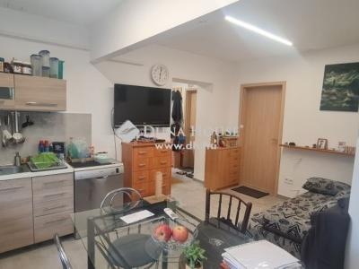 Eladó családi ház - 2200 Monor
