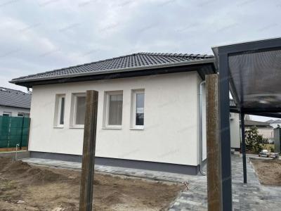 Kiadó családi ház - 6000 Kecskemét, Batthyány utca