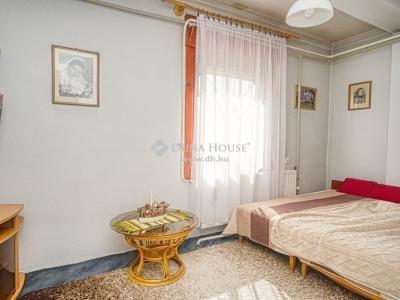 Eladó családi ház - 2200 Monor