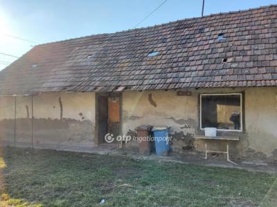 Eladó családi ház - 3000 Hatvan, Dembinszky utca