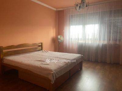 Eladó családi ház - 4561 Baktalórántháza