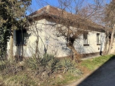 Eladó családi ház - 6000 Kecskemét, Kanyar utca