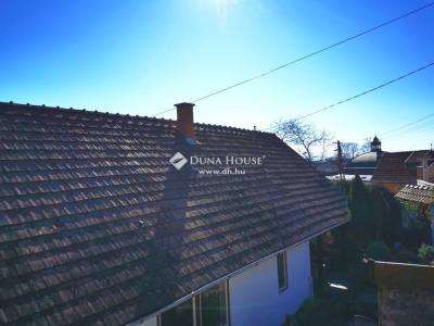 Eladó családi ház - 2500 Esztergom