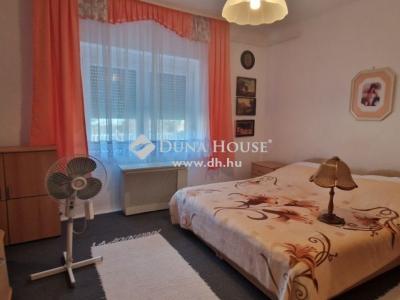 Eladó családi ház - 8600 Siófok