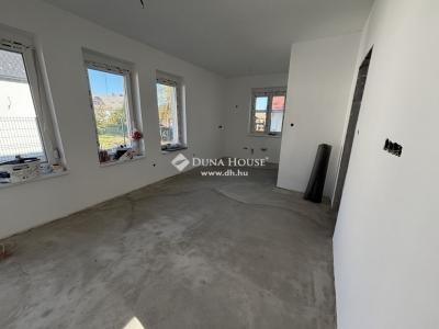 Eladó családi ház - 8600 Siófok