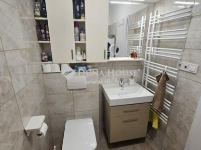 Eladó lakás - 7622 Pécs, Móricz Zsigmond tér