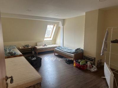 Eladó családi ház - 8600 Siófok