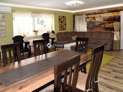 Eladó családi ház - 7630 Pécs, Deák Ferenc utca