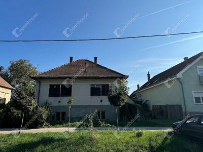 Eladó családi ház - 2183 Galgamácsa, Petőfi Sándor utca