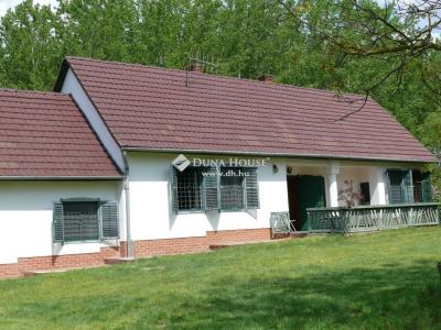 Eladó családi ház - 7038 Pusztahencse, Pozsonyi utca
