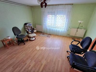 Eladó családi ház - 6500 Baja, Dankó Gábor utca