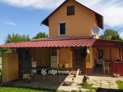 Eladó nyaraló - 6500 Baja, Gránátos utca