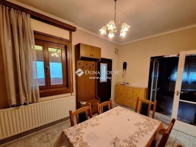 Eladó családi ház - 2310 Szigetszentmiklós, Kálvin tér
