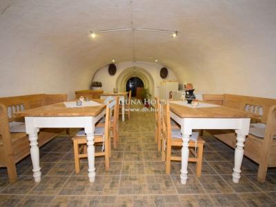 Eladó családi ház - 3300 Eger