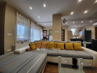 Eladó családi ház - 8600 Siófok
