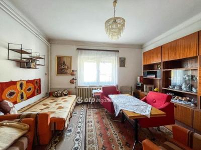 Eladó családi ház - 9012 Győr
