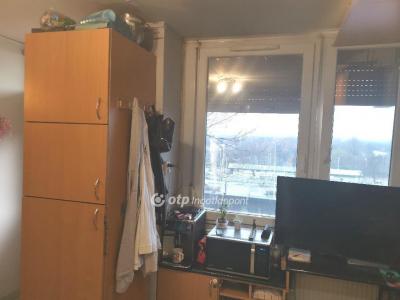 Eladó lakás - 1203 Budapest, XX. kerület 