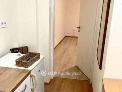 Eladó lakás - 9200 Mosonmagyaróvár