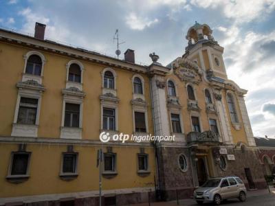 Eladó szálloda, hotel, panzió - 5000 Szolnok