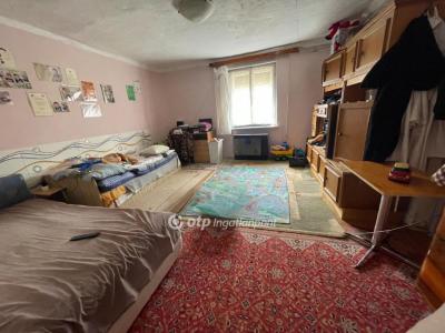 Eladó családi ház - 6640 Csongrád
