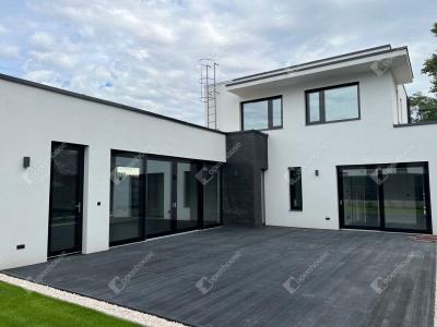 Eladó családi ház - 2120 Dunakeszi, Pihenő sétány
