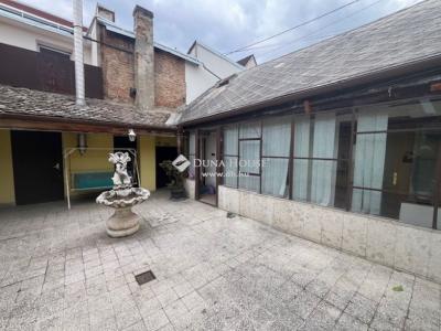 Eladó családi ház - 7625 Pécs