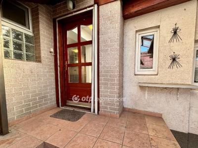 Eladó családi ház - 4028 Debrecen
