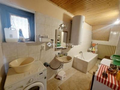 Eladó családi ház - 2151 Fót