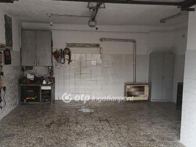 Eladó családi ház - 7626 Pécs